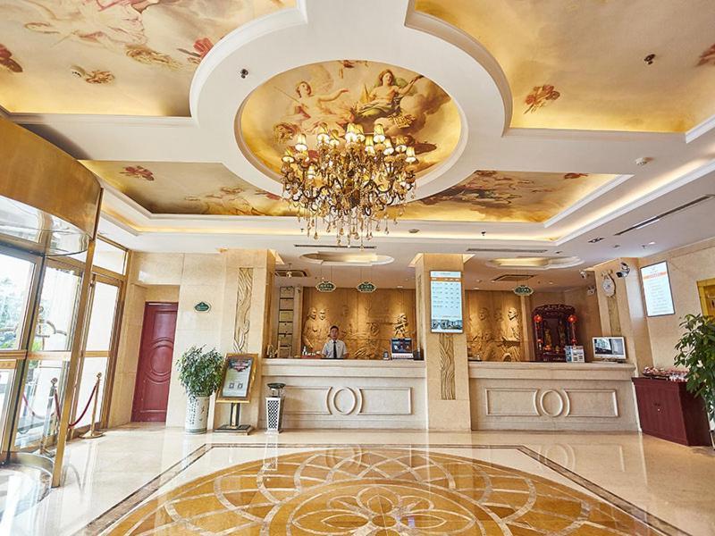 Vienna Hotel Nanyang People Road Exteriér fotografie